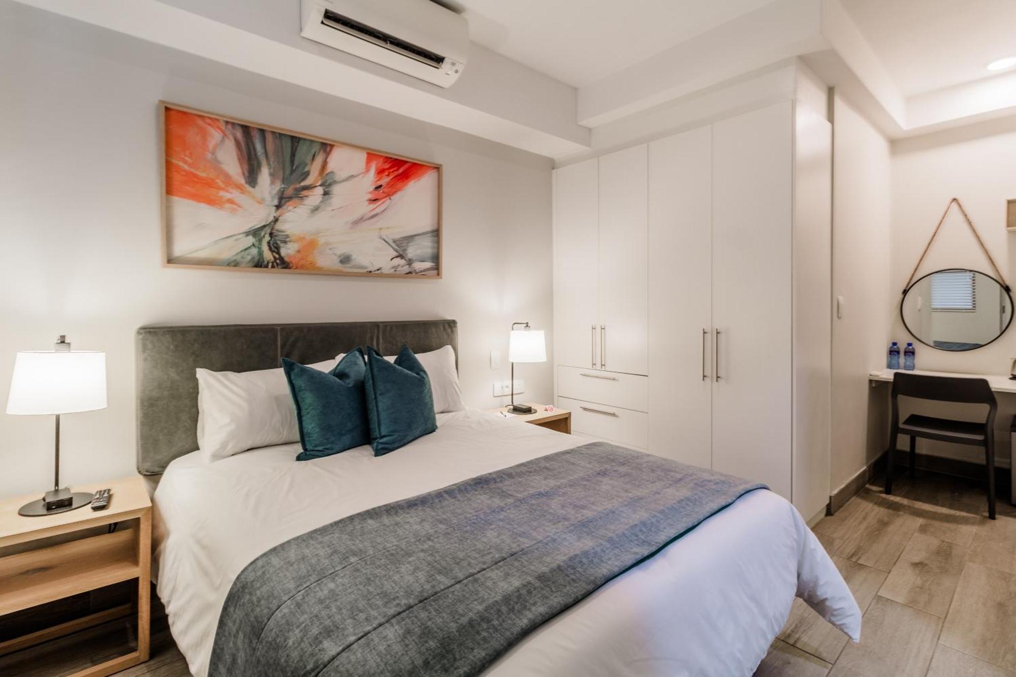 Stay Menlyn Pretoria Exterior photo