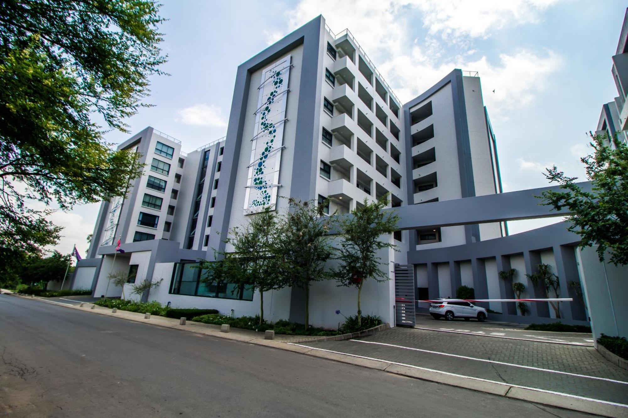 Stay Menlyn Pretoria Exterior photo